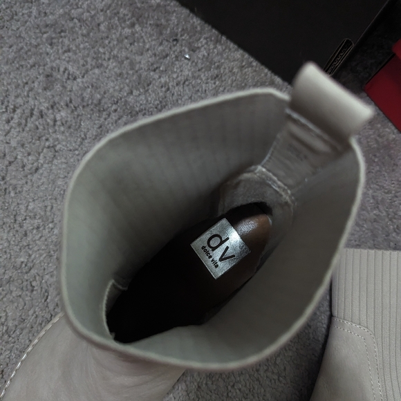 Dolce Vita booties - Picture 3 of 5